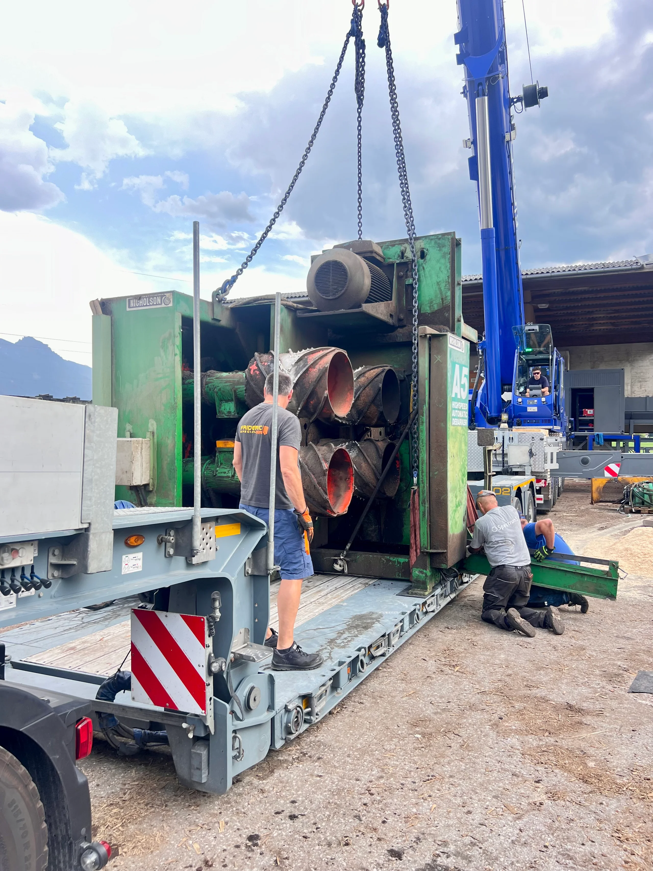 Třídírna kulatiny s odkorňovačem - Obrázek 21