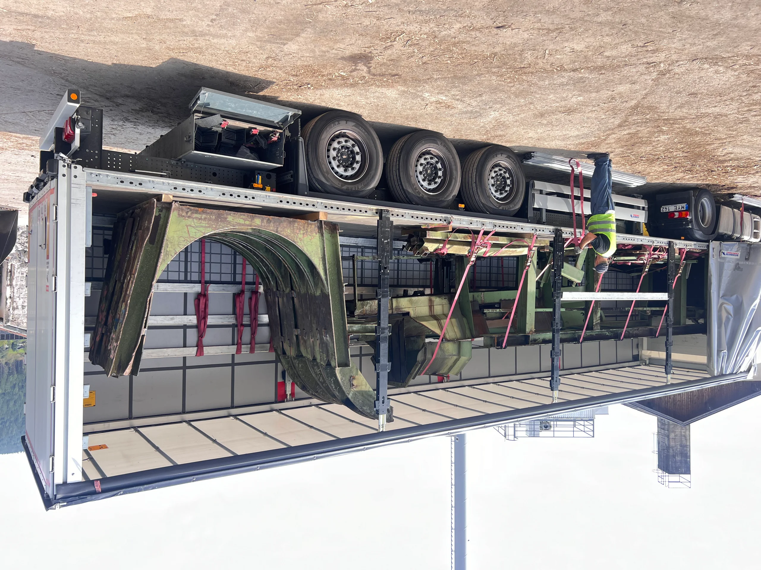 Třídírna kulatiny s odkorňovačem - Obrázek 23