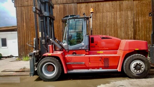 Dieselový čelní nakladač - Obrázek 2