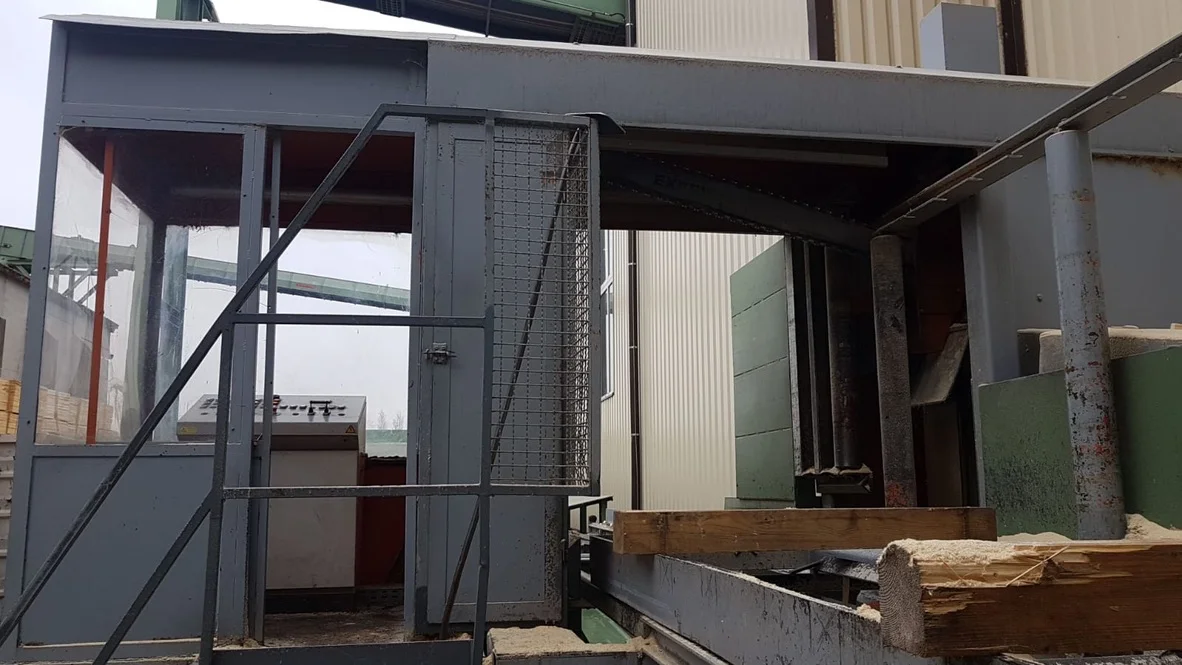 Dieselový čelní nakladač - Obrázek 5