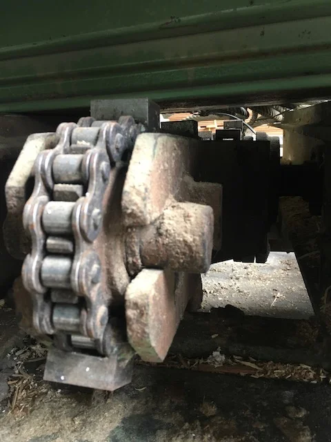 Pásová pila na těžké dřevo - Obrázek 2