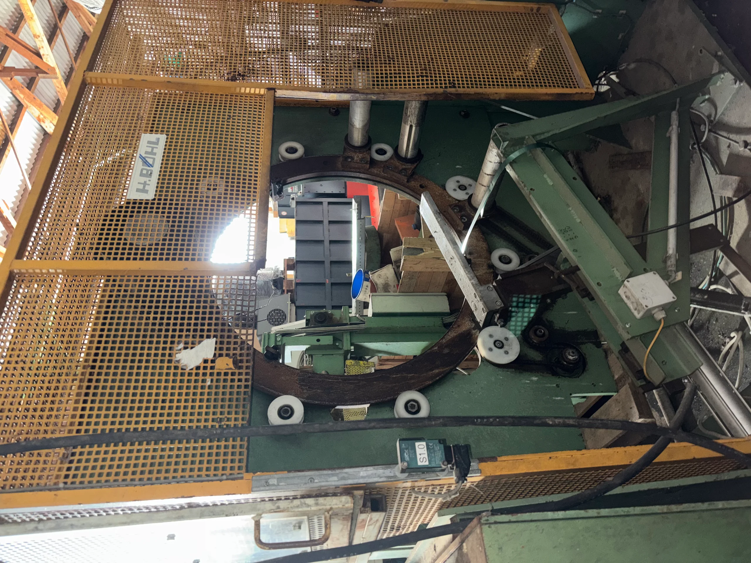 Balicí stroj do fólie