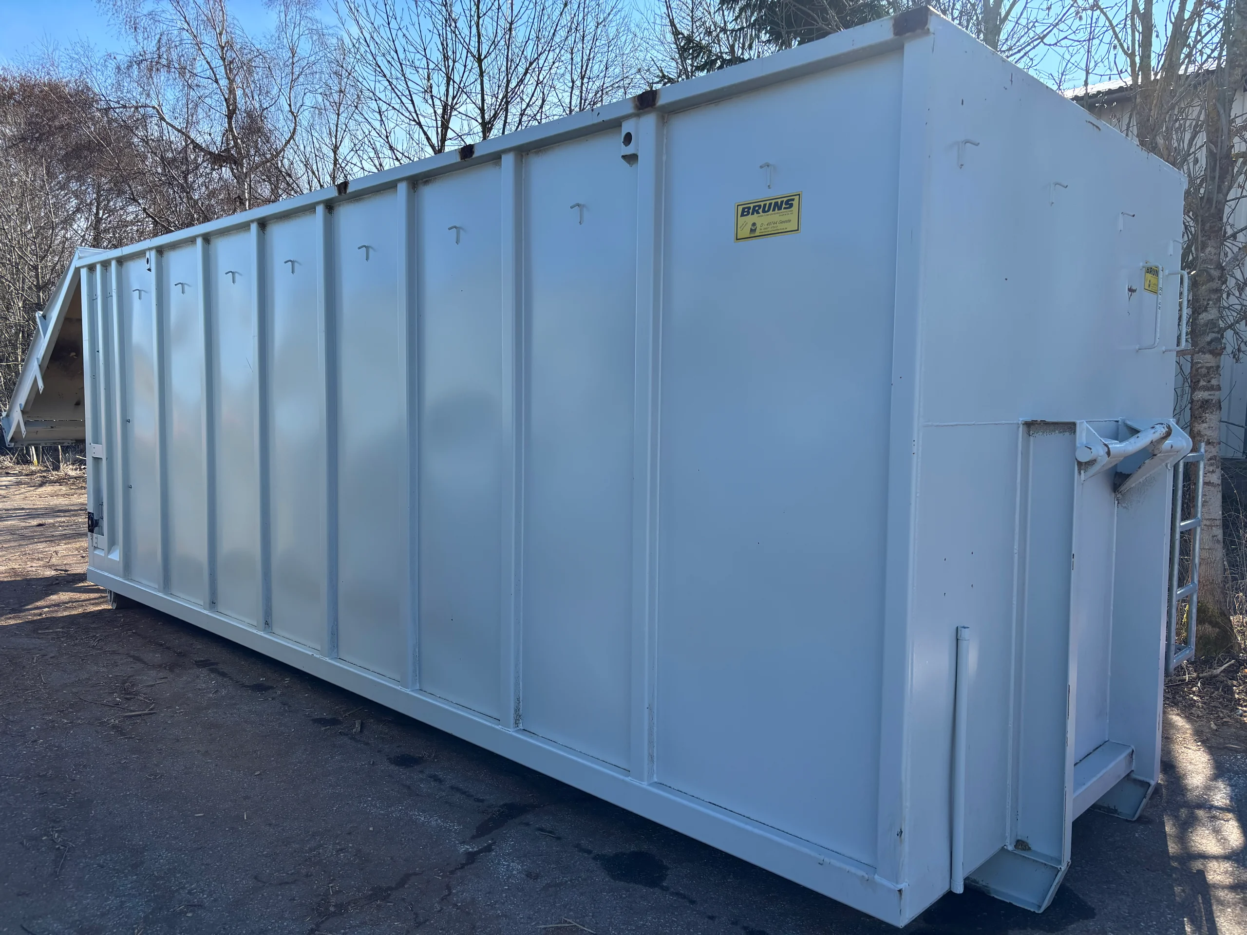 Pohyblivý podlahový kontejner